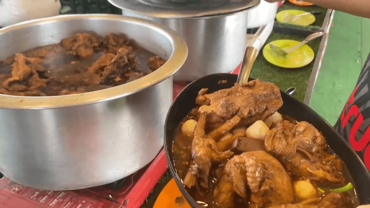 มีหลายหม้อ หลายเมนูให้เลือก