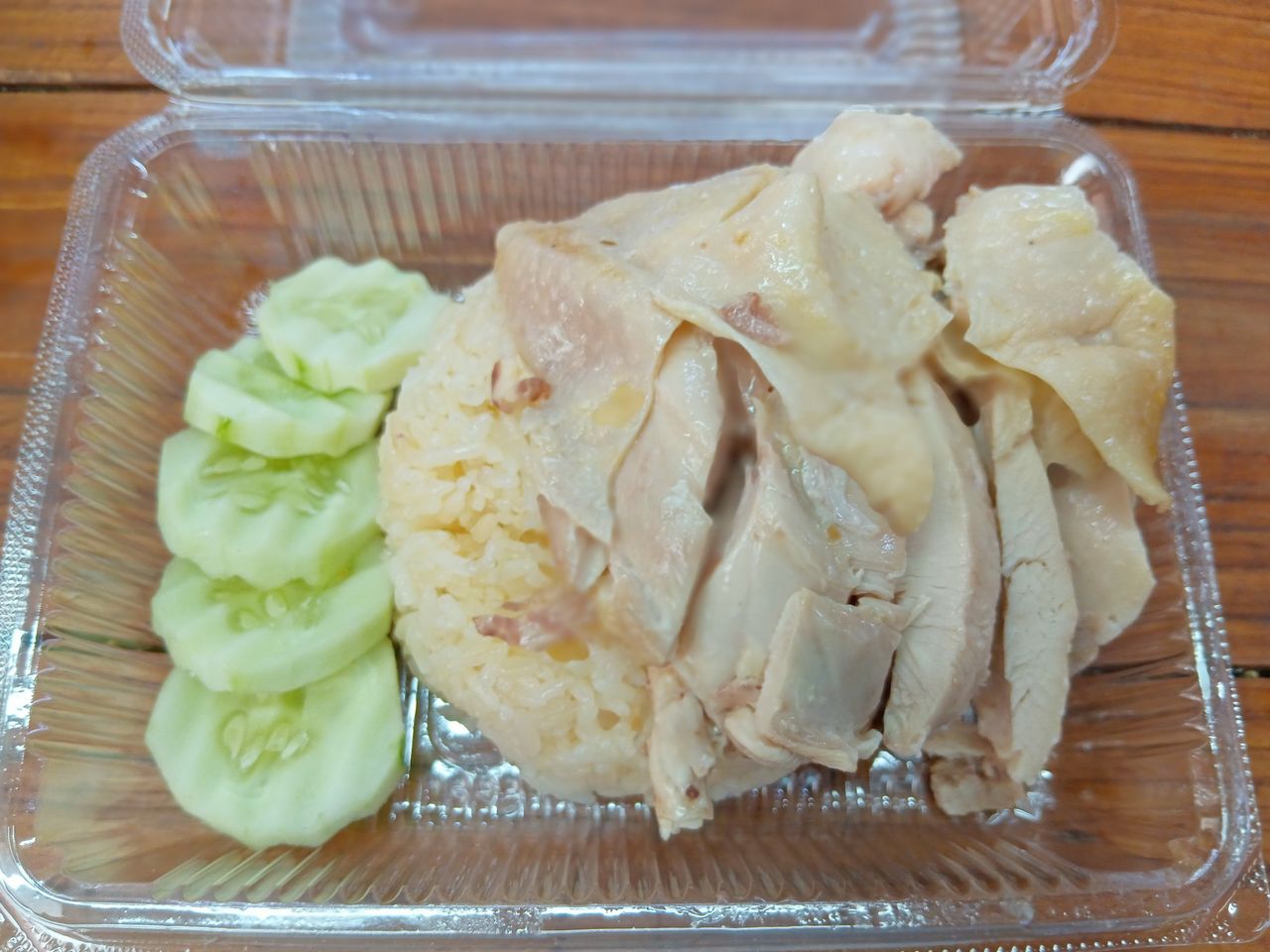 ข้าวมันไก่เจ้าอ้วน กำแพงเพชร ราคาอิ่มละ 50 บาท