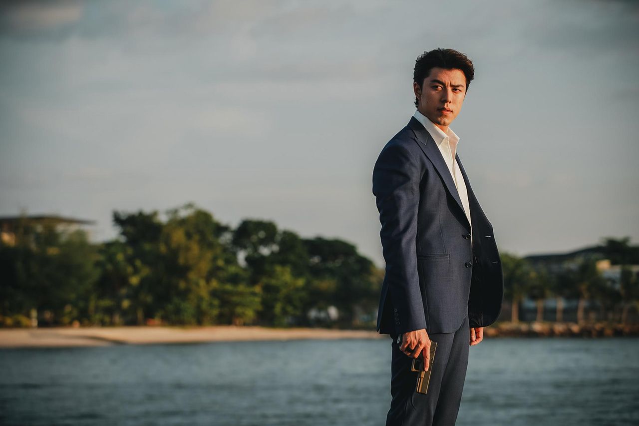 เปิดลุคหล่อเสน่ห์ร้าย 