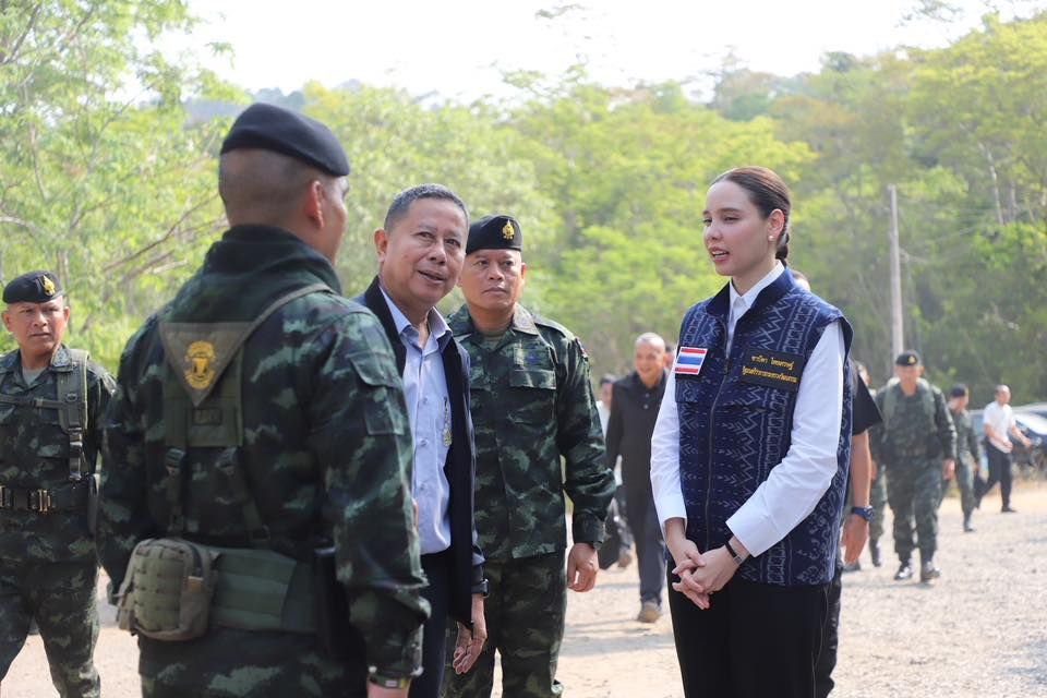 พล.ท.อดุลย์กล่าวสุนทรพจน์ในพิธีบวงสรวงปราสาทตาควาย