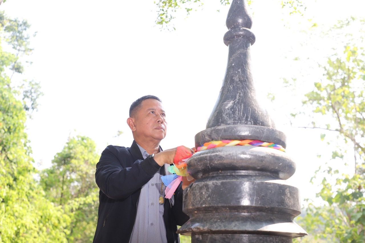 บรรยากาศนางรำถวายในพิธี “บิ๊กดุลย์-ซาบีดา” ร่วมพิธีบวงสรวงอนุสาวรีย์วีรบุรุษปราสาทตาควาย