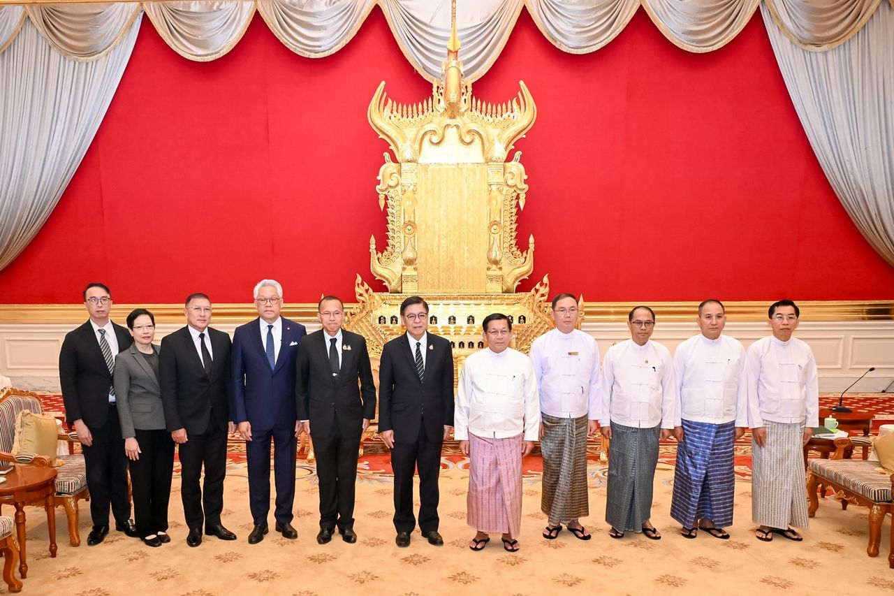 ภาพการประชุม