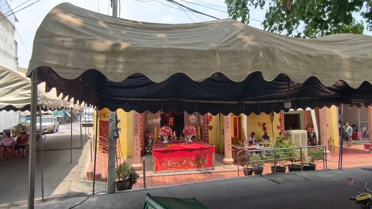 ไฟช็อตยายวัย 69 หน้าศาลเจ้าแม่ทับทิม