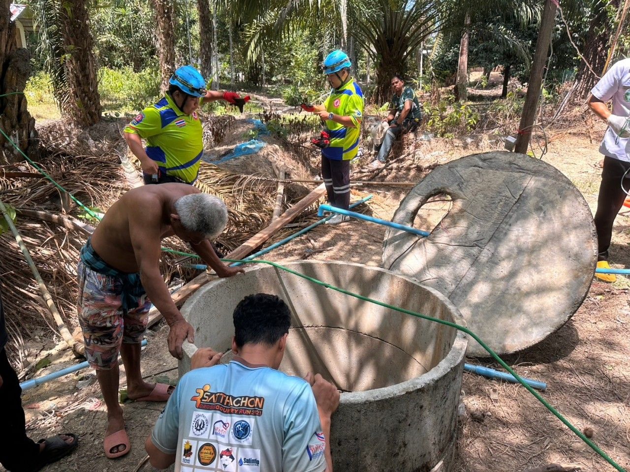 เหตุการณ์ 4 ชีวิตขาดอากาศหายใจบ่อน้ำสวนปาล์ม