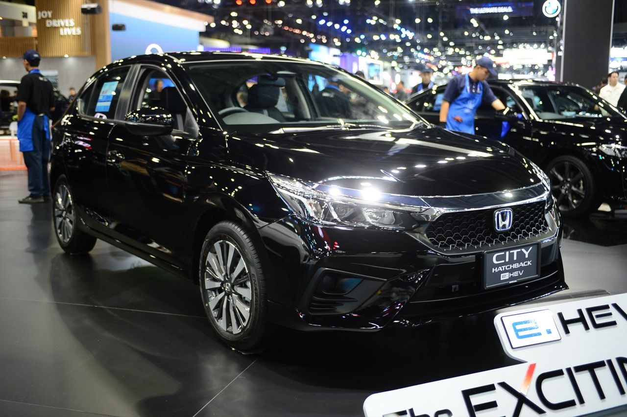 Toyota Yaris ATIV HEV