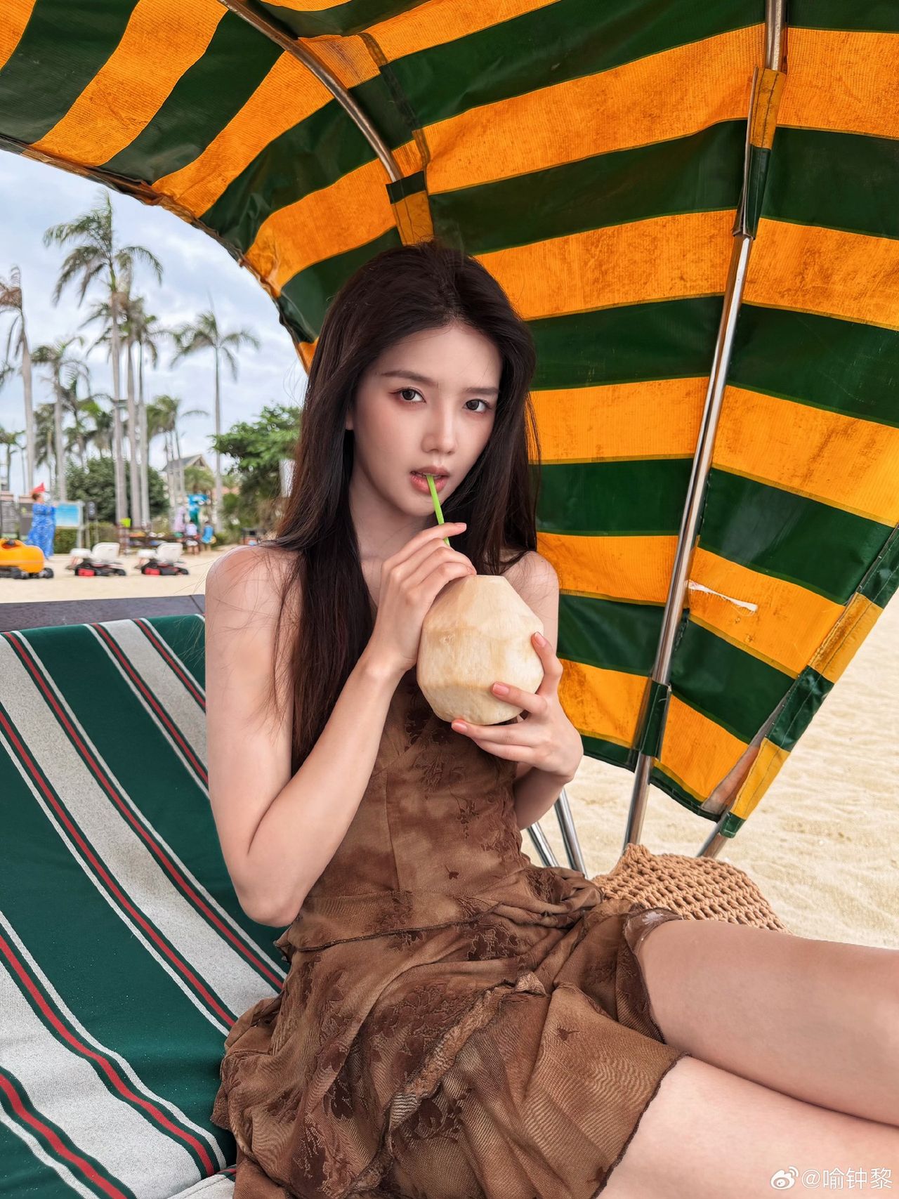 ที่มาของภาพ : weibo @喻钟黎