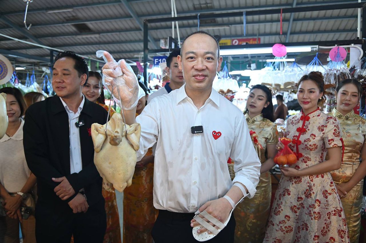 นายฉันทพัทธ์ ปัญจมานนท์ รองอธิบดีกรมการค้าภายใน