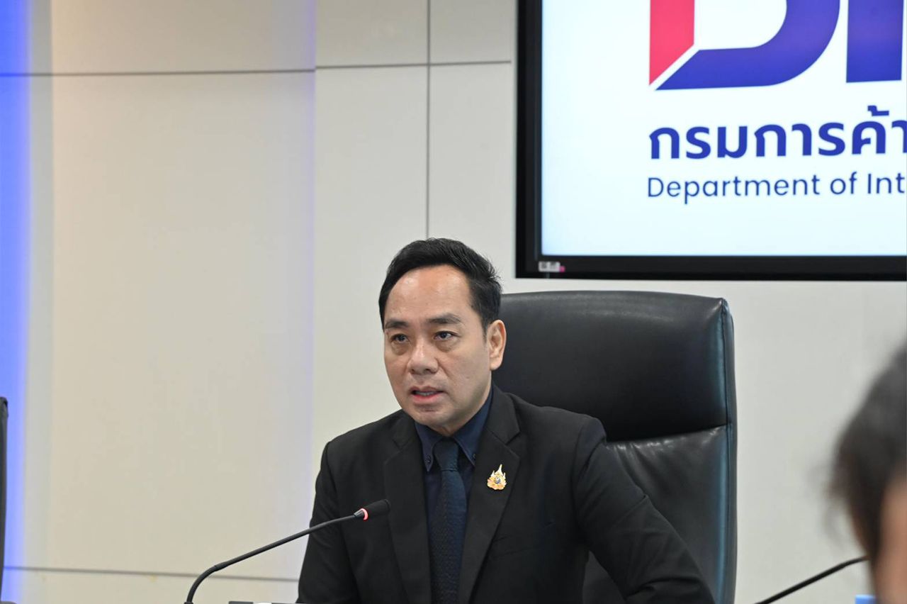 นายวิทยากร มณีเนตร อธิบดีกรมการค้าภายใน