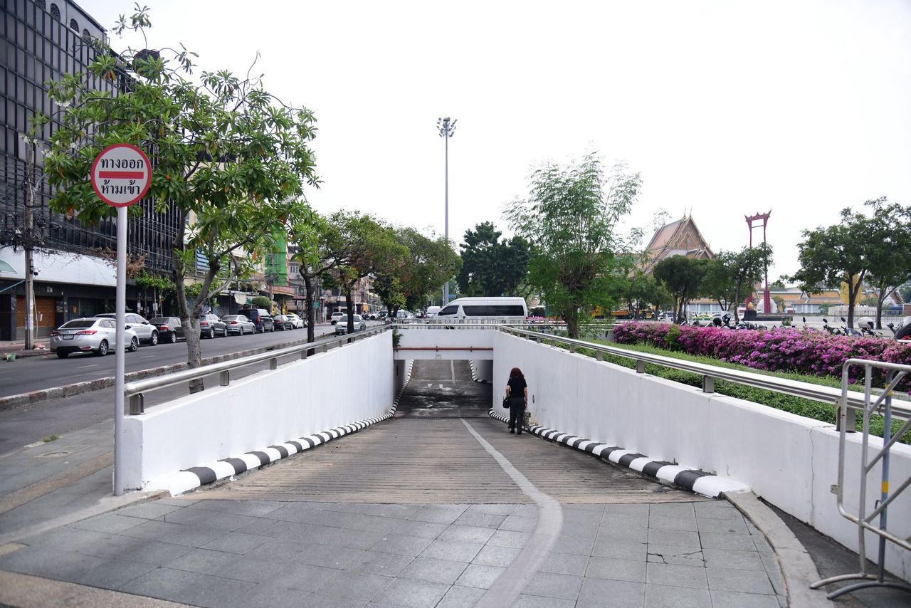 กทม. ปลดล็อกที่จอดรถใต้ลานคนเมือง จอดได้ 500 คัน (ขอบคุณภาพ : เฟซบุ๊ก กรุงเทพมหานคร)