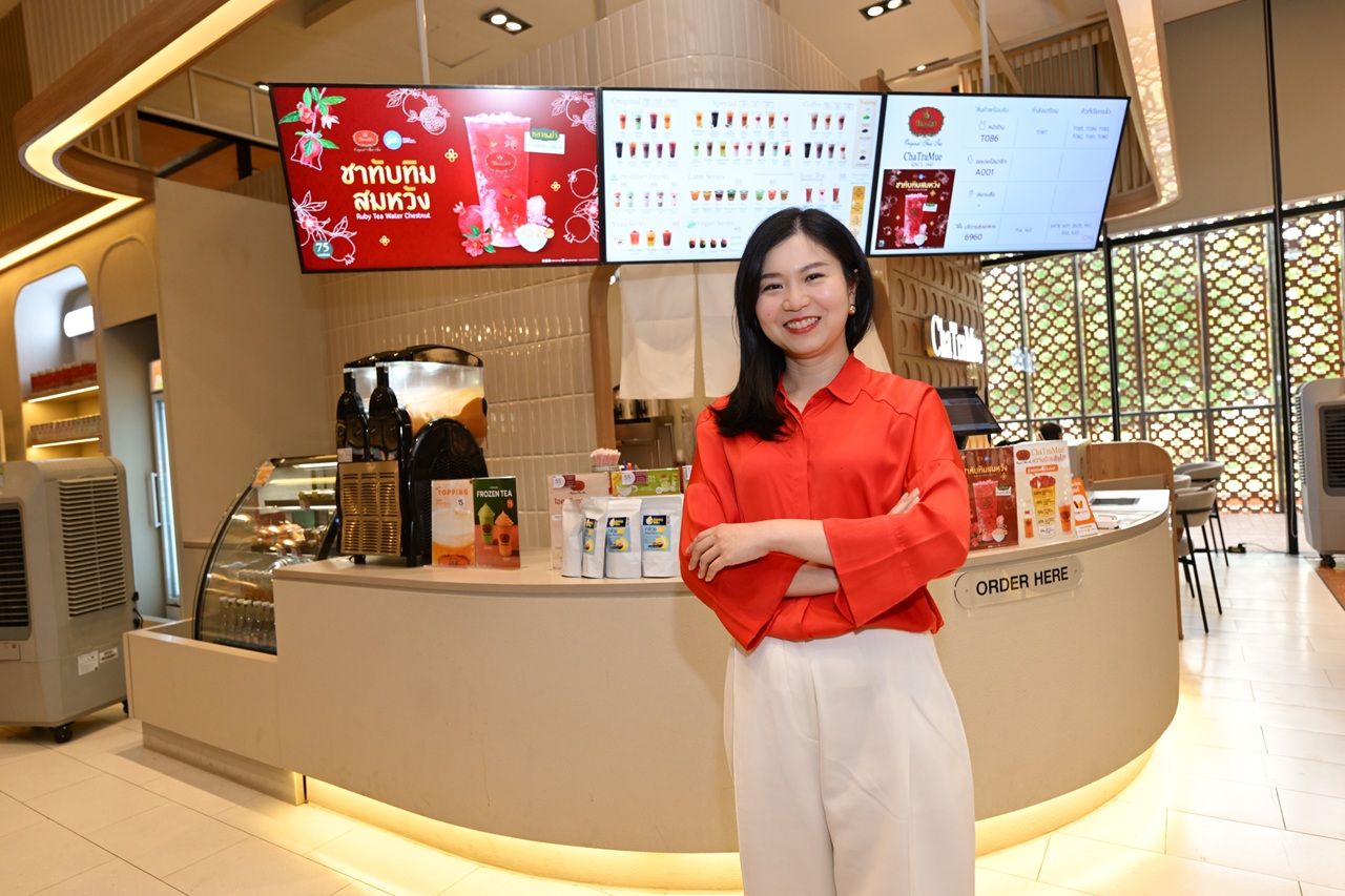 คุณพราวนรินทร์ เรืองฤทธิเดช ผู้บริหารแบรนด์ชาตรามือ 