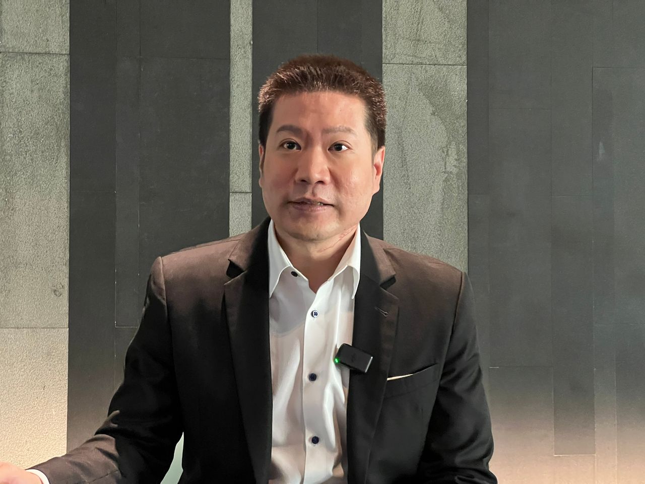 ดร.ธรรม์ธีร์ สุกโชติรัตน์ หรือ ดร.เรือบิน กูรูด้าน Big Data 