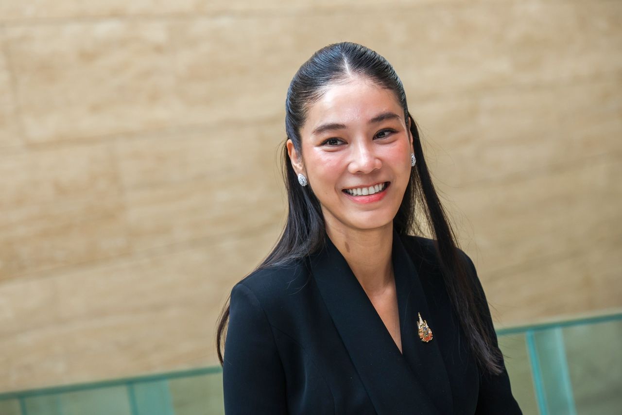 สุชาดา ซาง แทนทรัพย์ รายงานตัว สส.