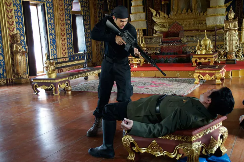 'ท็อป-จรณ' นำทีม '5คุณชายจุฑาเทพ' ออกรบกู้บัลลังก์ 'เวียงพูคำ'