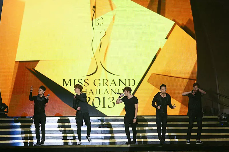 'หรูหรา เซ็กซี่ มีระดับ' ประมวลภาพสาวๆ มิสแกรนด์ไทยแลนด์...!