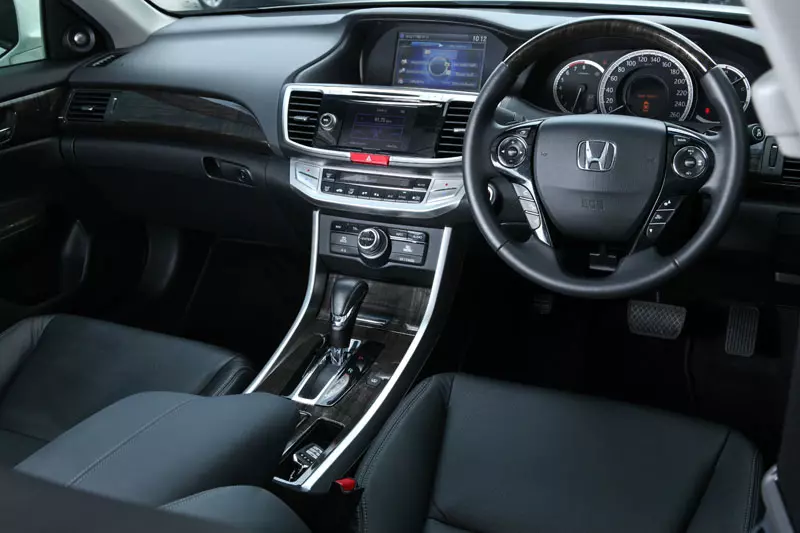 ล้วง แคะ แกะ เกา HONDA NEW ACCORD (Part1)