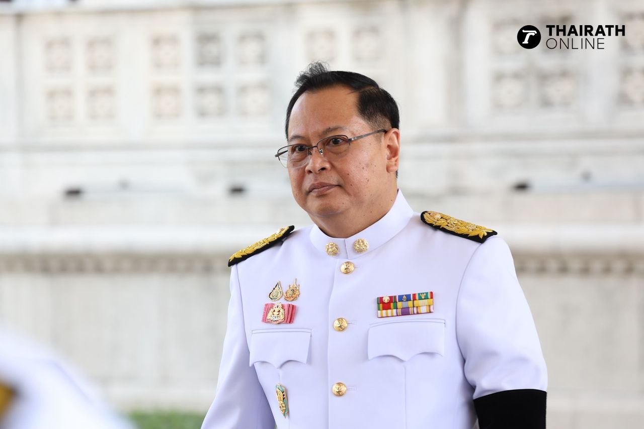 นายปกรณ์ นิลประพันธ์ รองนายกรัฐมนตรี