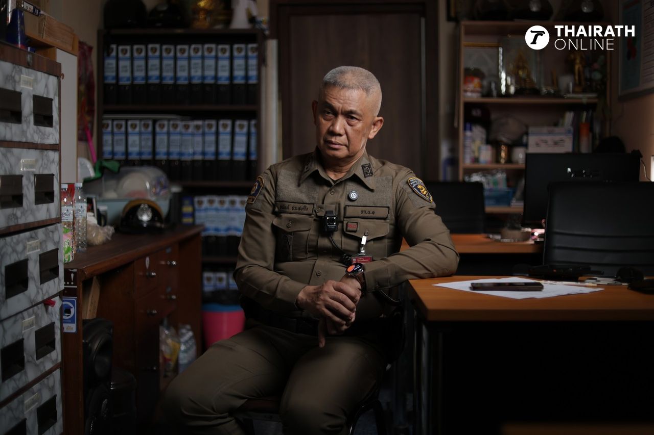 พ.ต.ท.อนันต์ ประสงค์ใจ สารวัตรป้องกันและปราบปราม (งานชุมชนสัมพันธ์) สน.ห้วยขวาง  