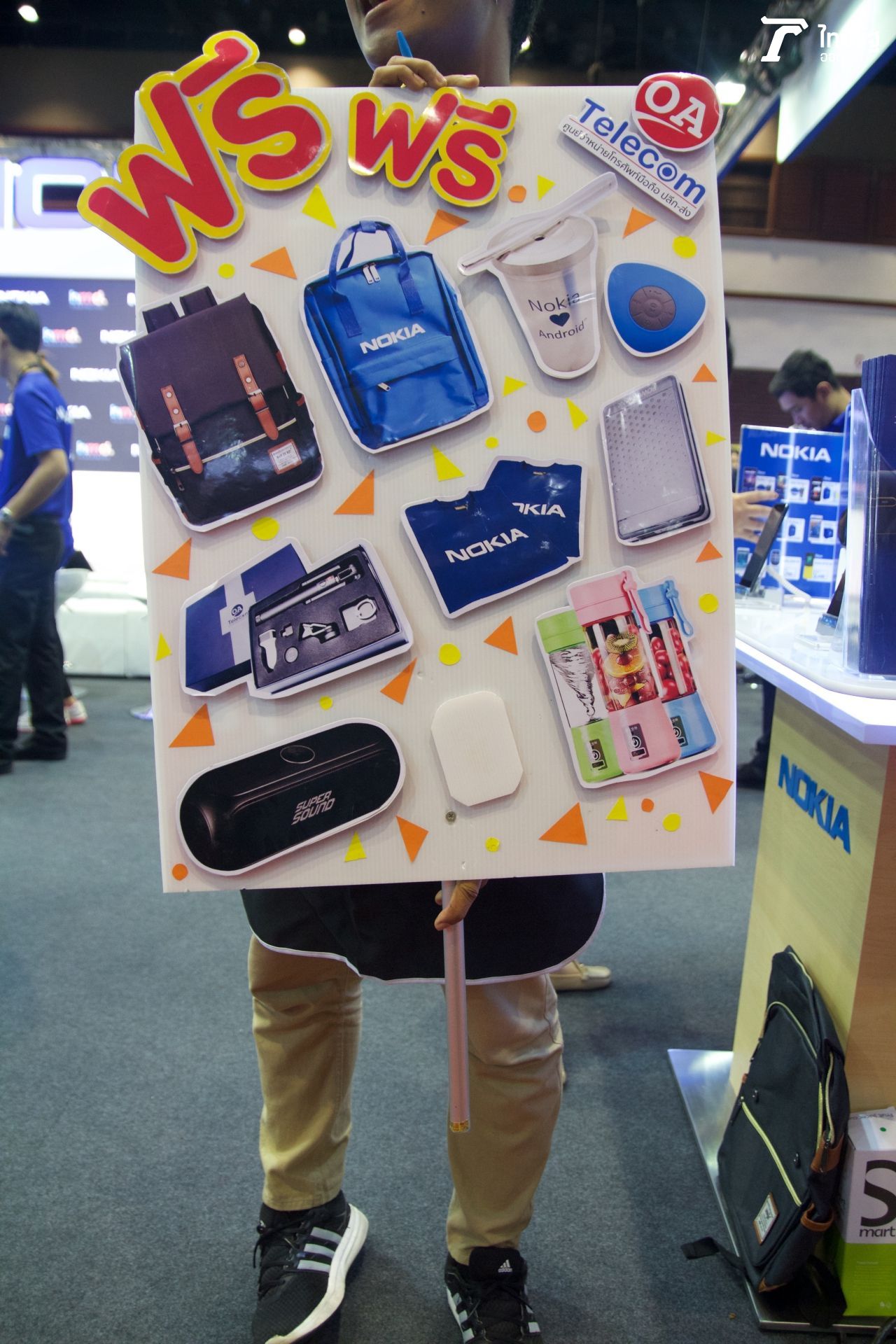 ค่ายนี้ก็ของแถมไม่แพ้ใคร