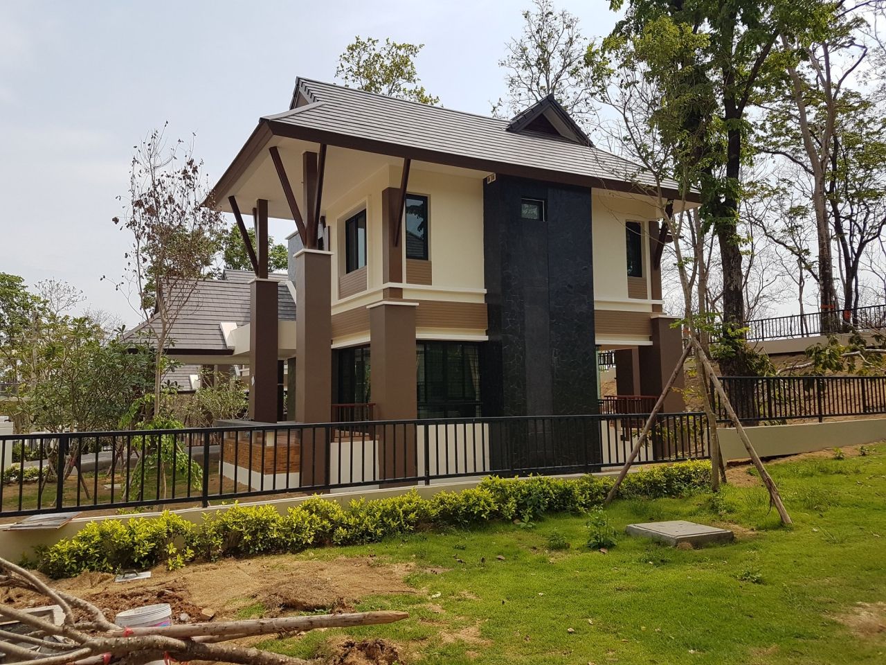 ขอบคุณภาพจาก Facebook : ขอคืนพื้นที่ป่าดอยสุเทพ