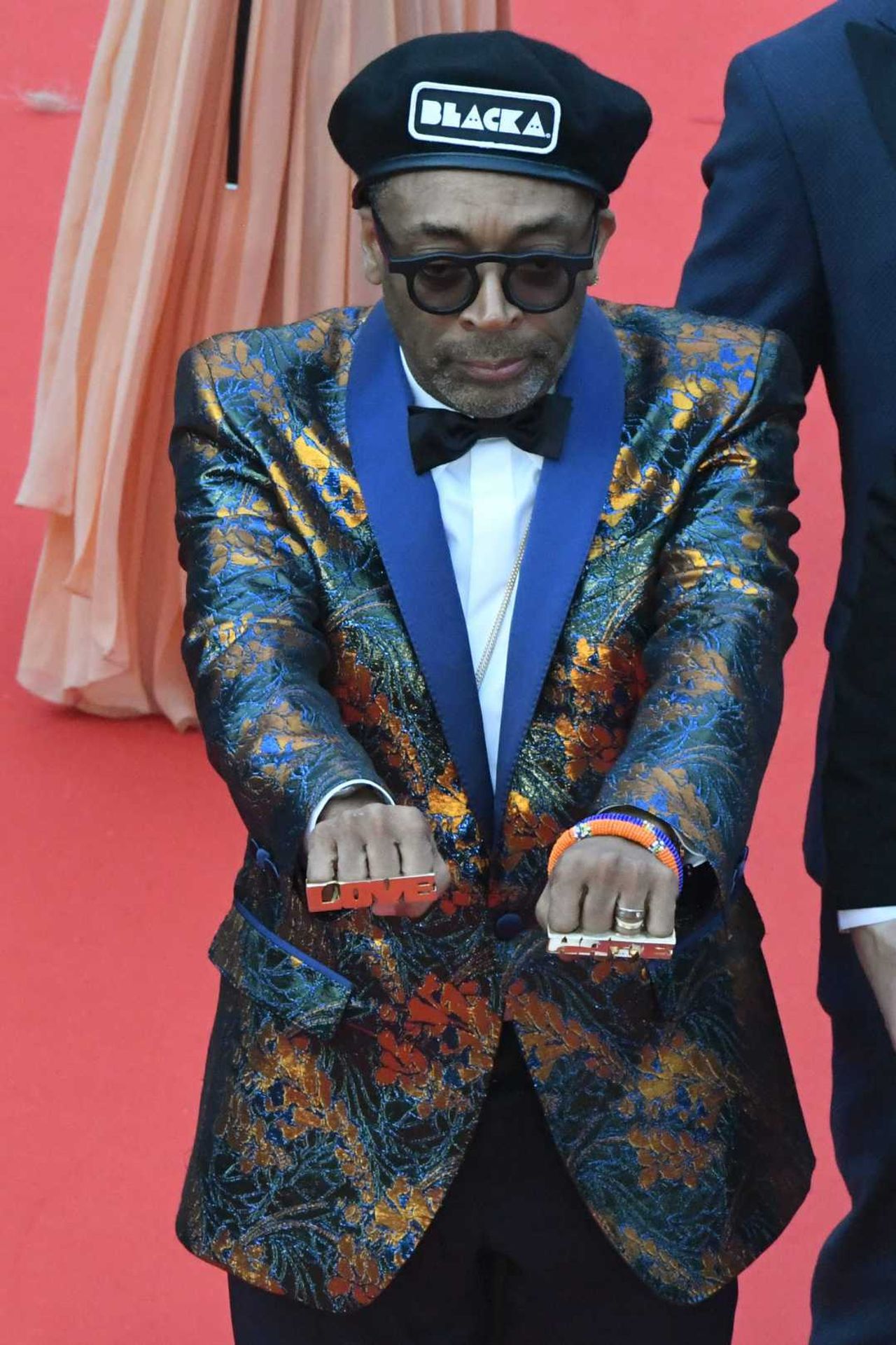 สไปค์ ลี ผู้กำกับหนังดัง BlacKkKlansman ถึงจะอายุแยะแล้ว แต่ยังมีความเฟี้ยวฟ้าวมะพร้าวแก้วอยู่เยอะนะ 