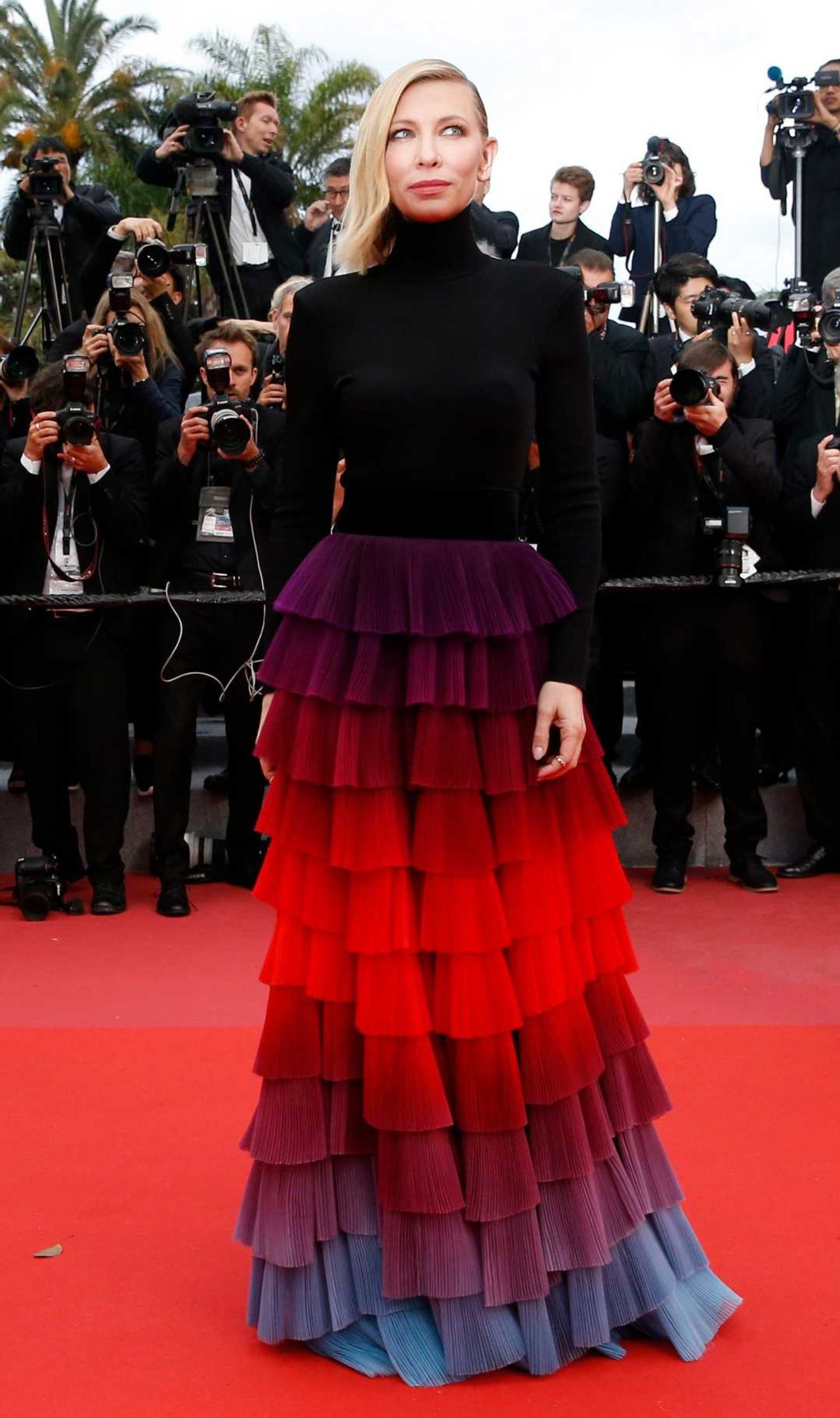 กระโปรงหรู ไล่เฉดสีได้ลื่นไหลเว่อร์ 