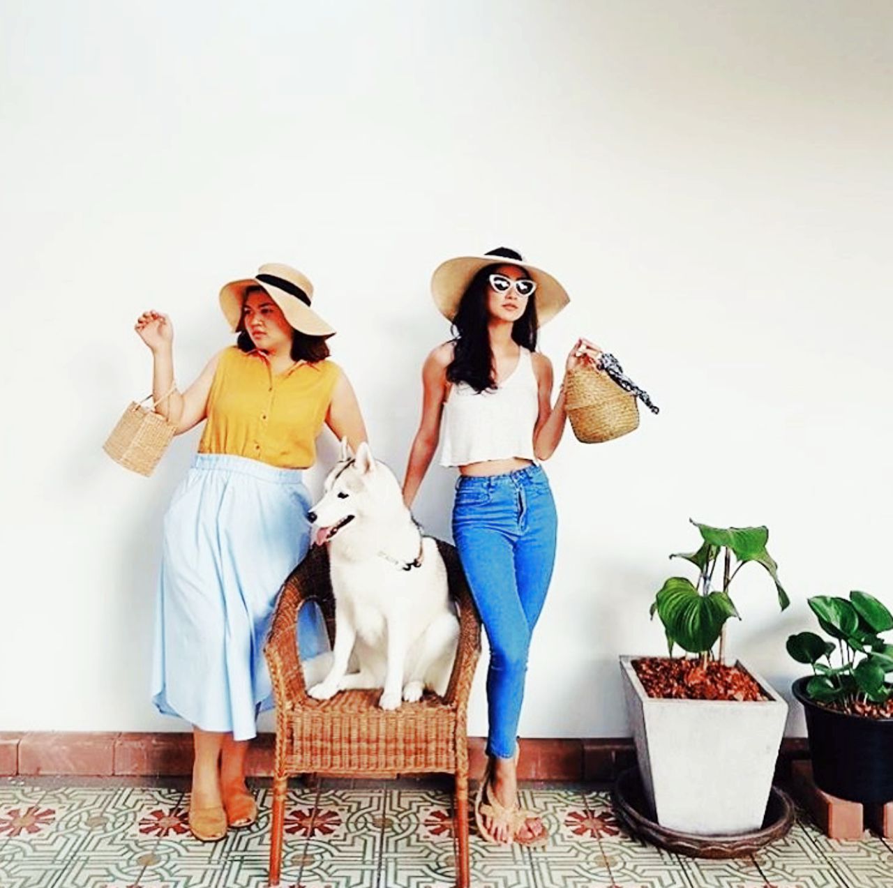 กับมิกิน้องสาว 