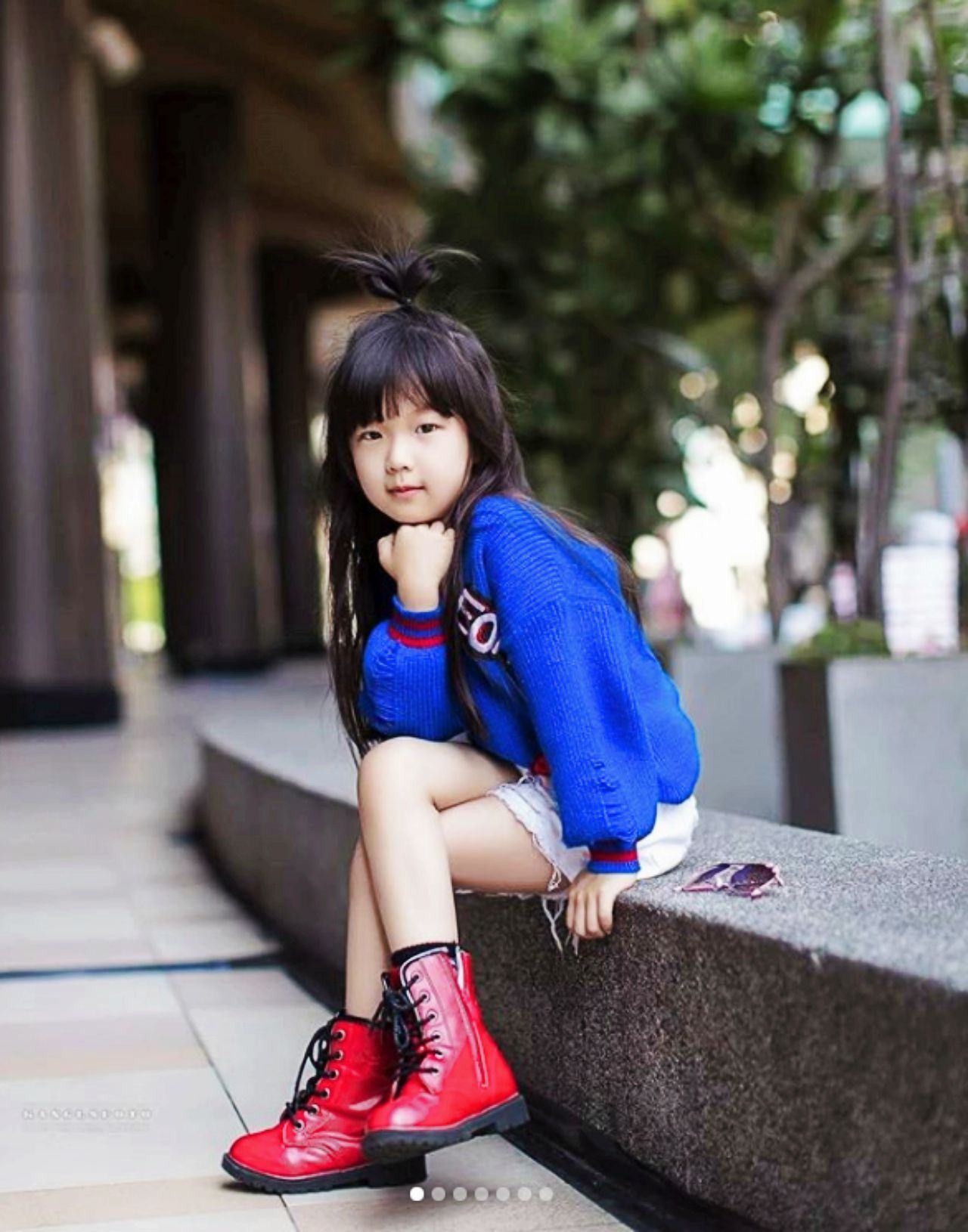 โพสท่าอย่างกับคนโต