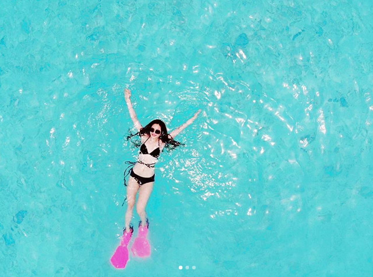 บิกินีสีดำ เอาอยู่เลยจ้ะ