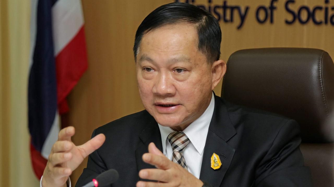 อดุลย์ แสงสิงแก้ว