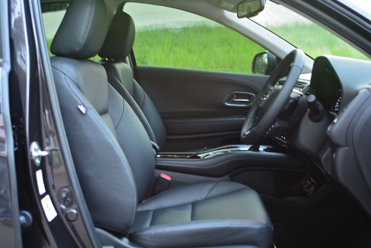 เปรียบมวย TOYOTA C-HR / HONDA HR-V / MAZDA CX-3