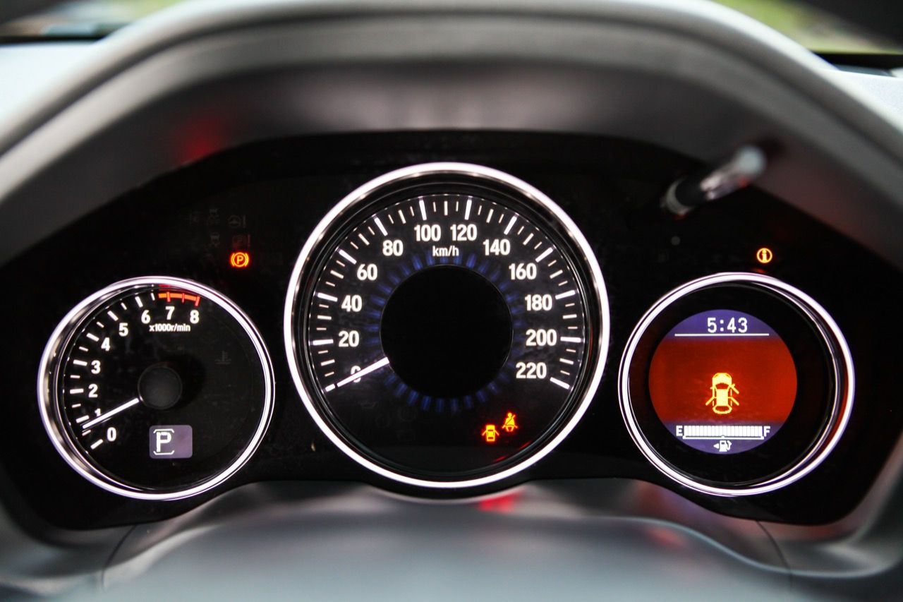 เปรียบมวย TOYOTA C-HR / HONDA HR-V / MAZDA CX-3