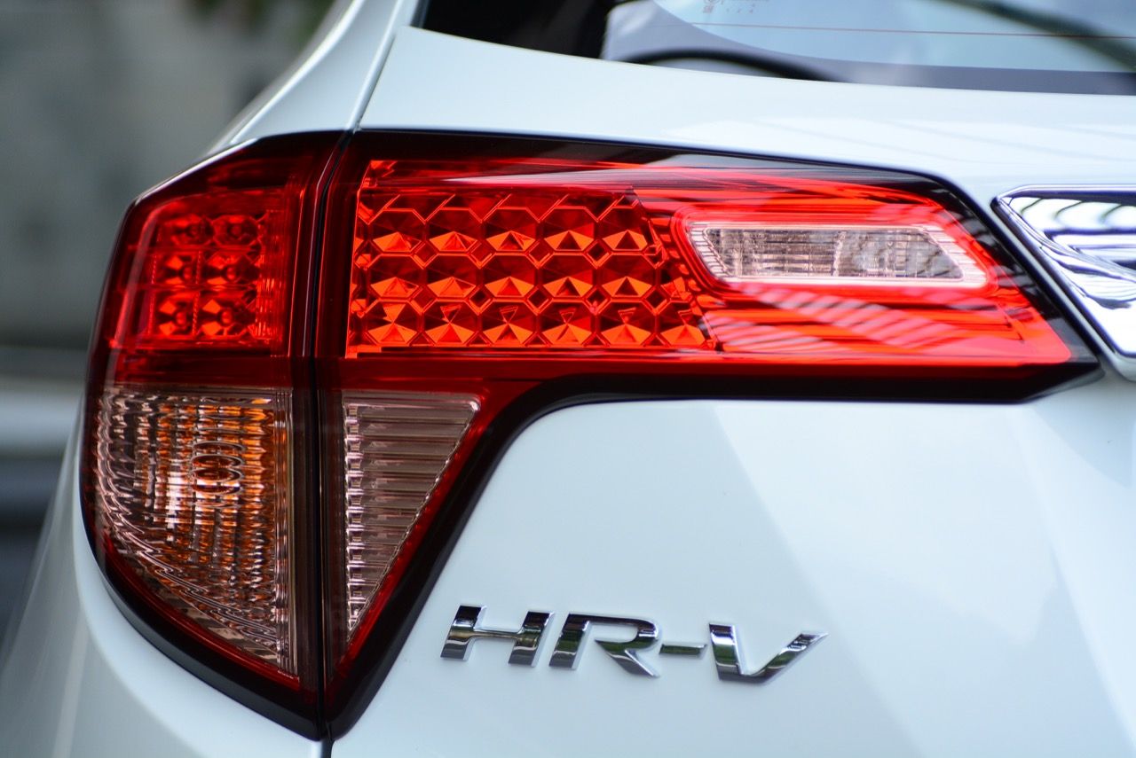 เปรียบมวย TOYOTA C-HR / HONDA HR-V / MAZDA CX-3