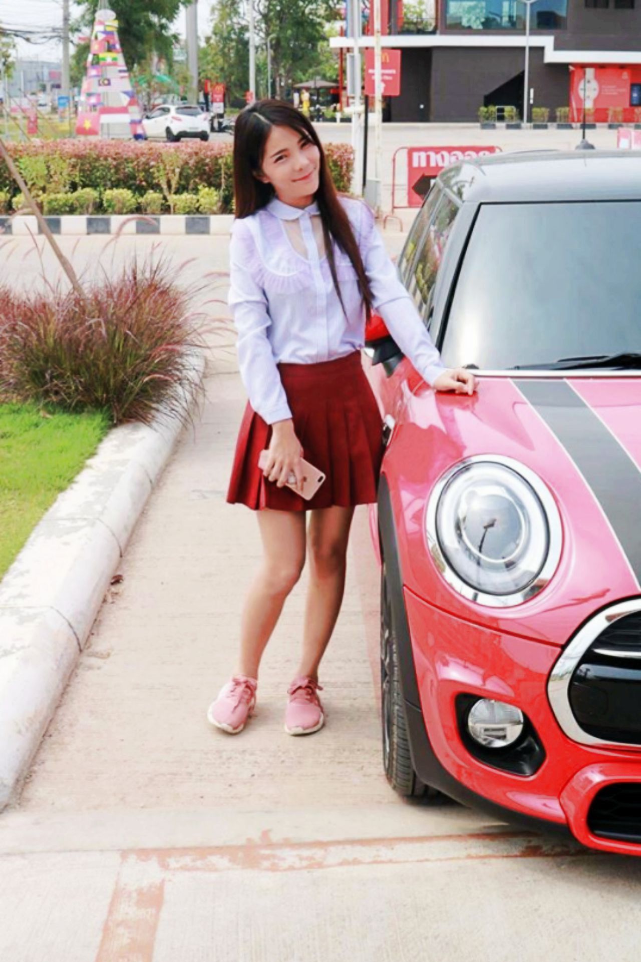 กับรถมินิคู่ใจ