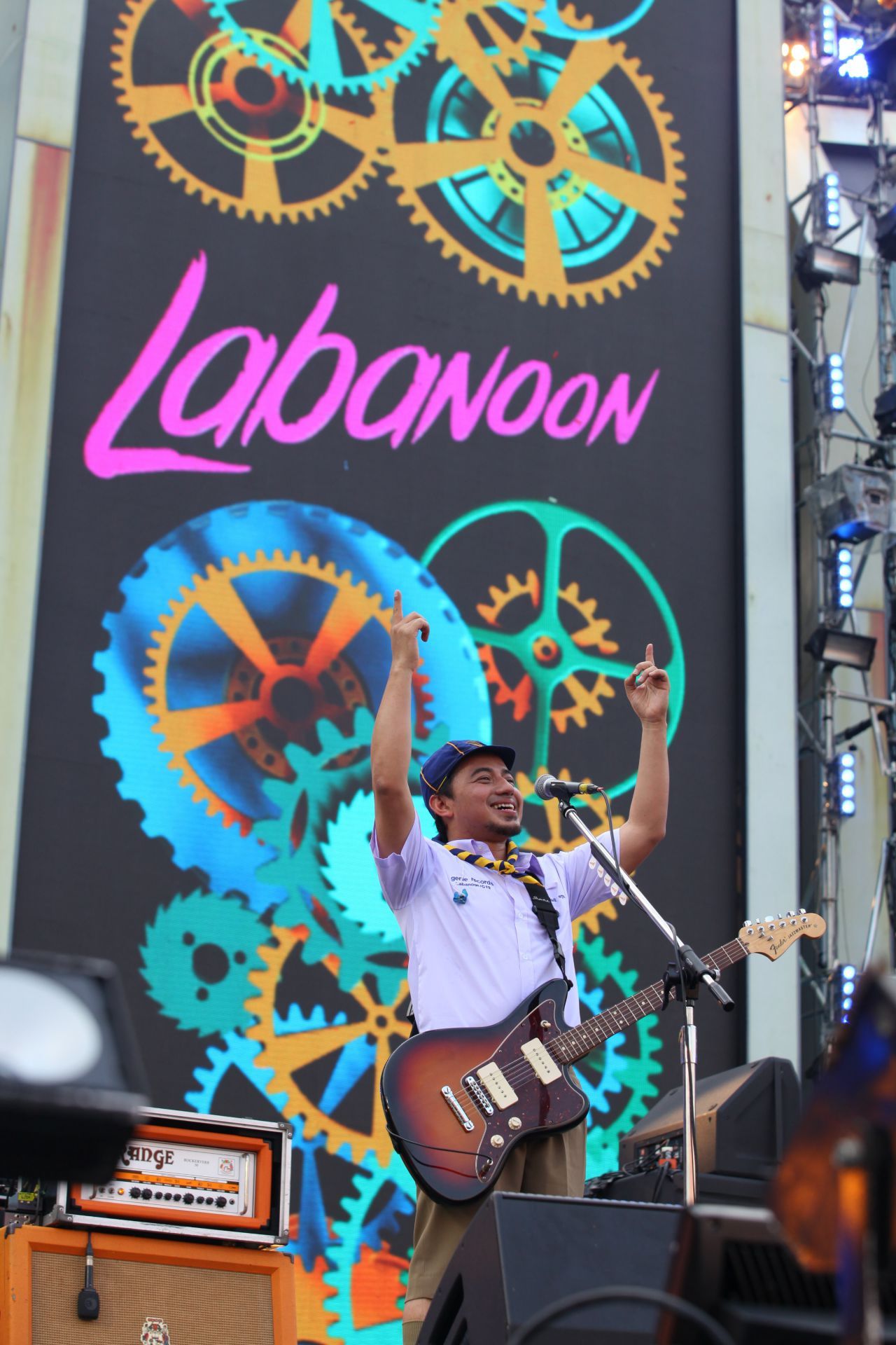 เมธี ลาบานูน กับชุดลูกเสือน่ารักๆ 