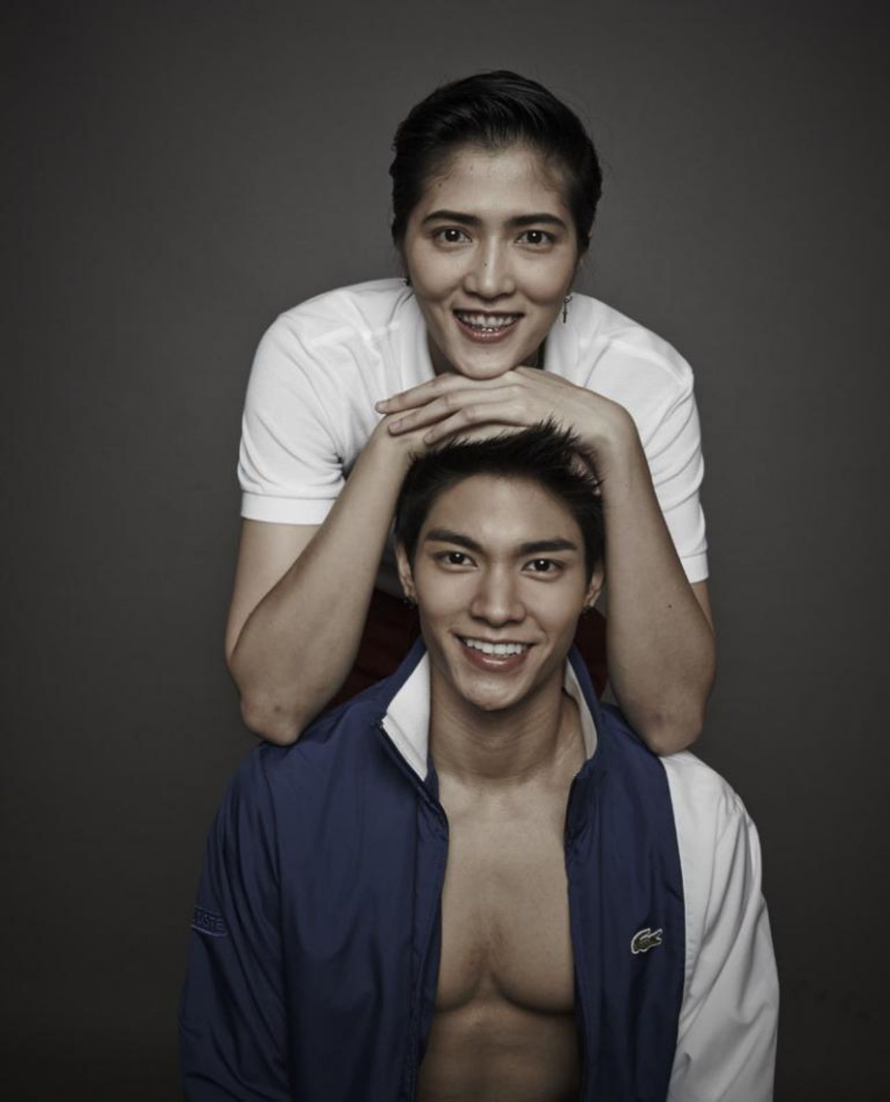 กัปตันหน่องถ่ายแบบหวานๆ คู่มิกกี้