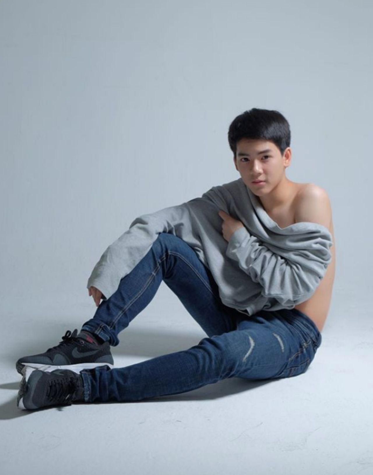 ถอดเสื้อเบาๆ