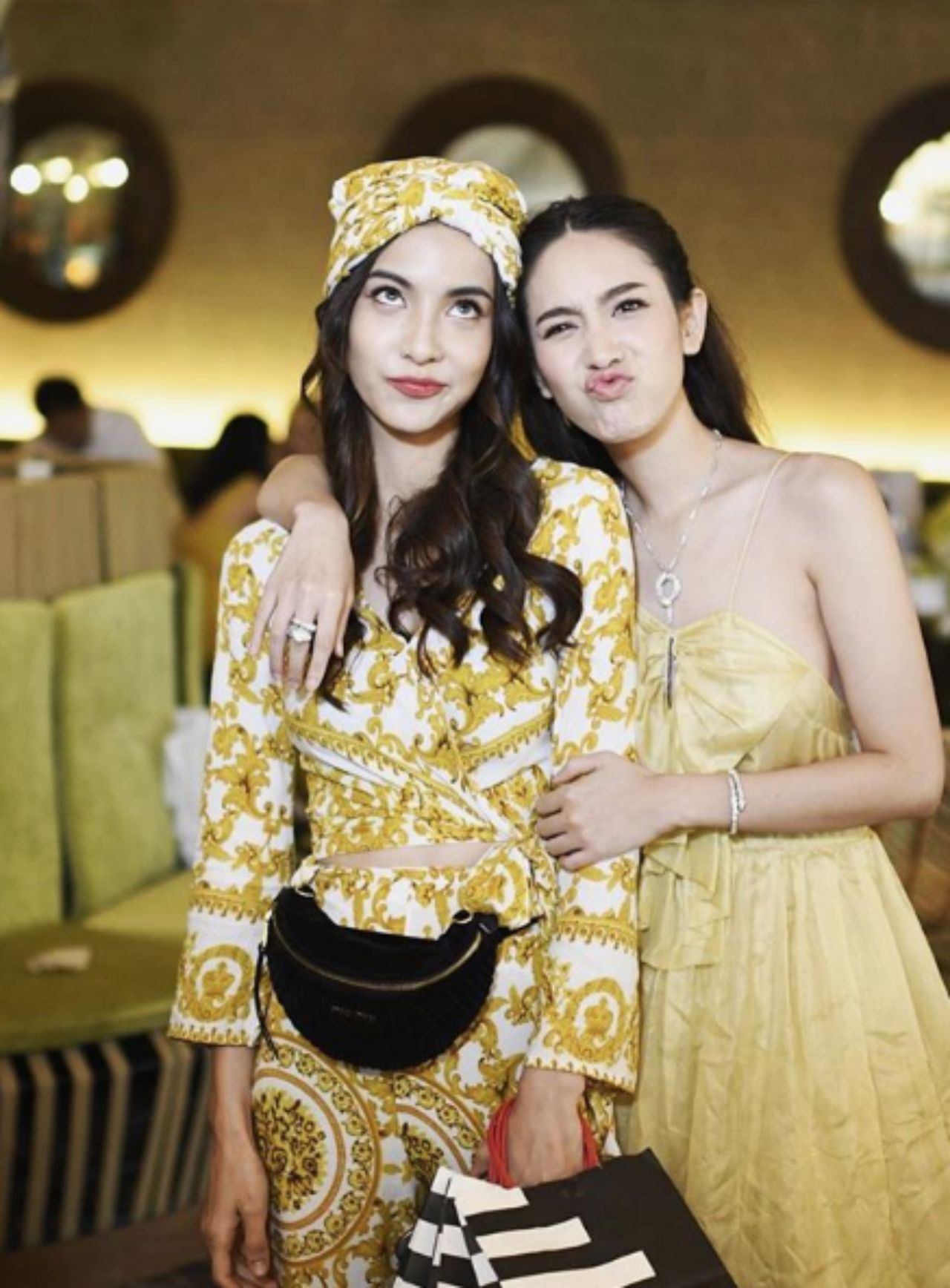 คนสวยใส่อะไรก็สวย