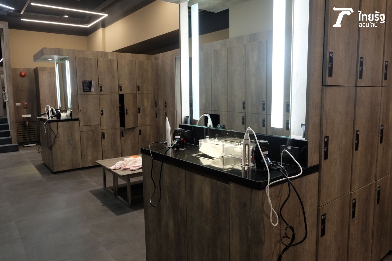 ห้องแต่งตัวถือว่ากว้างขวางเลยทีเดียว