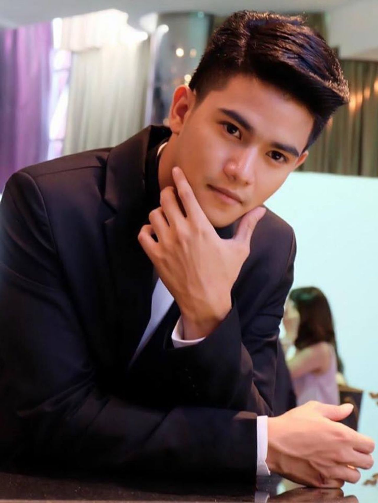  ซีน นอกจากเดินแบบ ถ่ายแบบ เล่นละคร ตำนานสมเด็จพระนเรศวรมหาราช เดอะซีรีส์ รับบทองค์ดำตอนวัยรุ่น ออกอากาศช่อง MONO29 ล่าสุด 