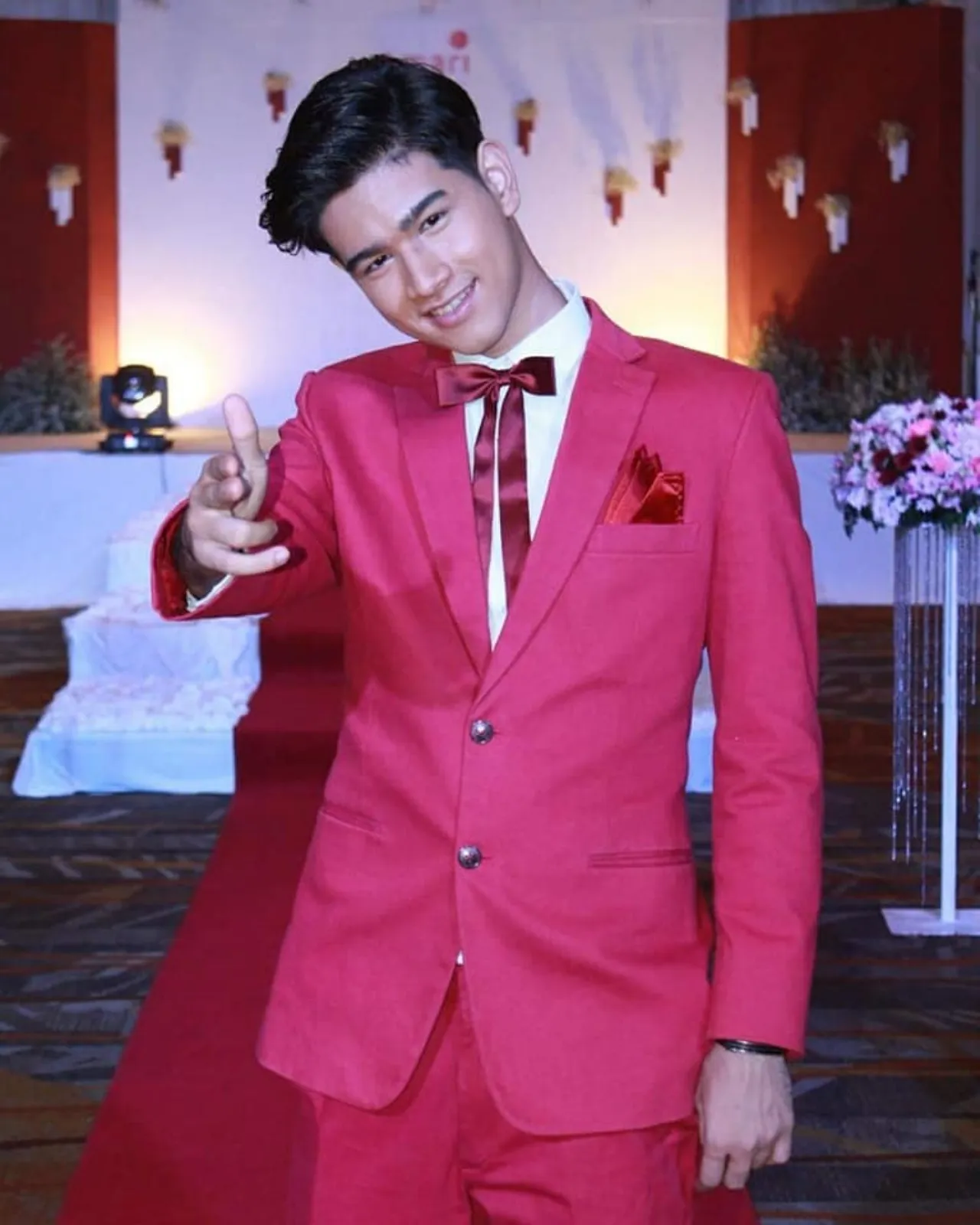 "คัทเตอร์" นายแบบวัยใส 18 ปี จากชัยนาท เด็กปั้นคนใหม่ของ "อุ๊บ วิริยะ"