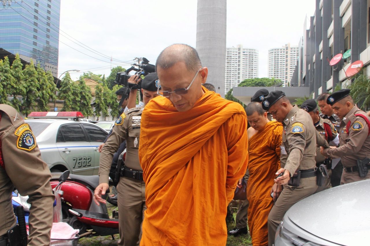 อดีตพระพรหมดิลก อดีตเจ้าอาวาสวัดสามพระยา 