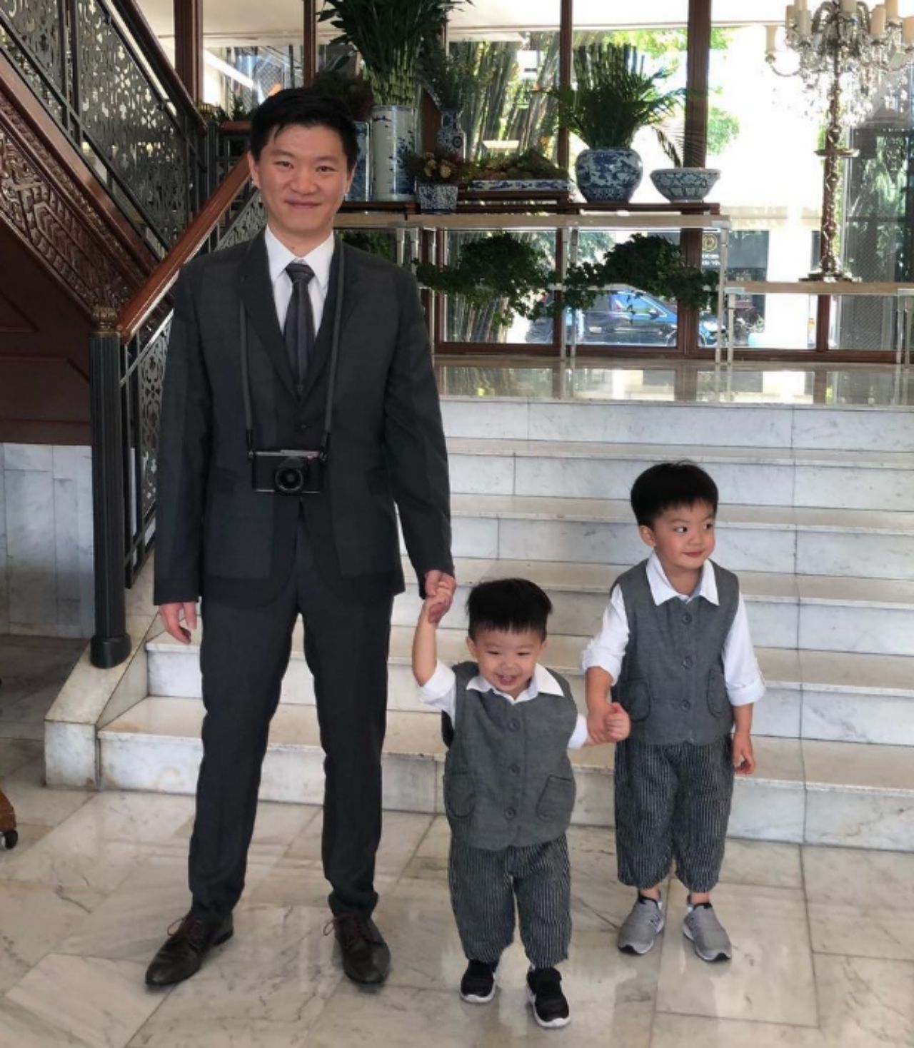 ลูกชายสองคน น่ารักมาก