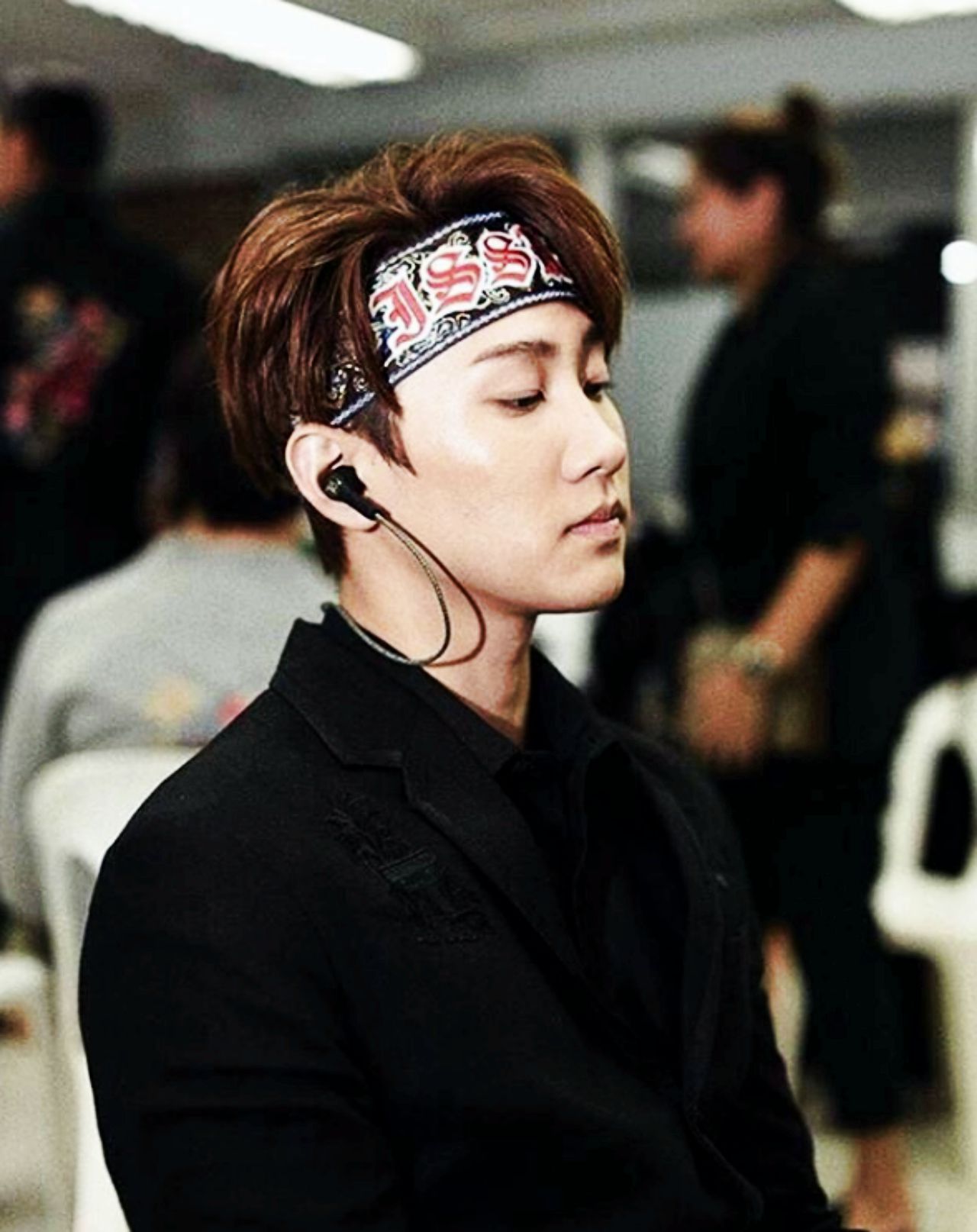 ก่อนขึ้นเวที นี่กรี๊ดมากๆ 