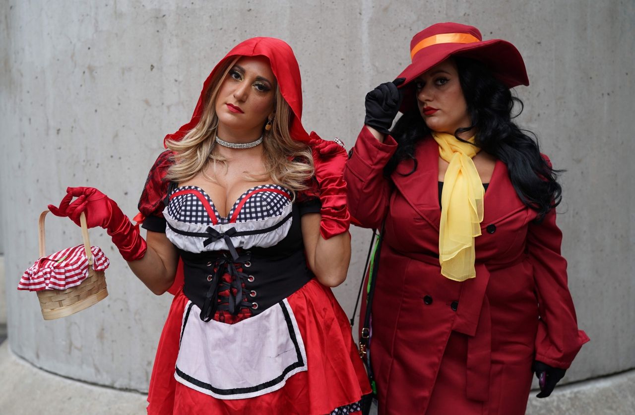 หนูน้อยหมวกแดง เวอร์ชั่นค่อนข้างอวบๆ 