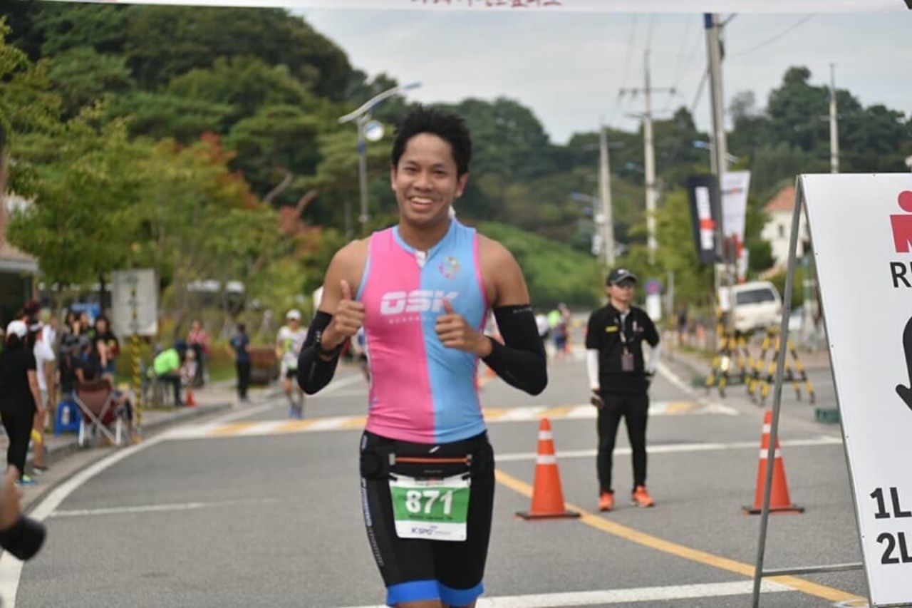 นพ.อกนิษฐ์ ศรีสุขวัฒนา หรือ คุณหมอแอร์ แพทย์ผู้เชี่ยวชาญด้านโรคหัวใจ (หทัยวิทยา) อีกหนึ่งหมอแกร่งที่สุดในปฐพี ระดับน้องๆ หมอภาคย์