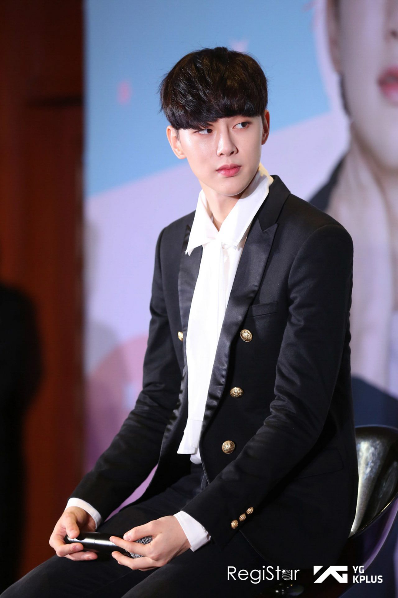 พี่ขอจับแก้มตี๋หน่อยได้มั้ย