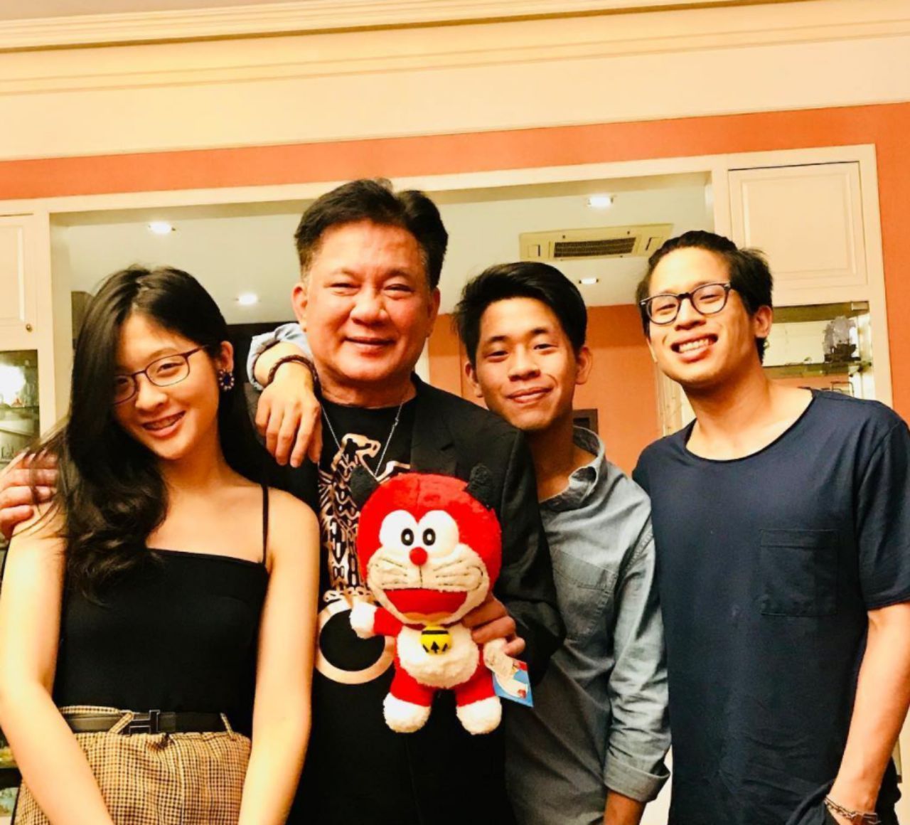 เสื้อสายเดี่ยว ใส่สบายๆ 