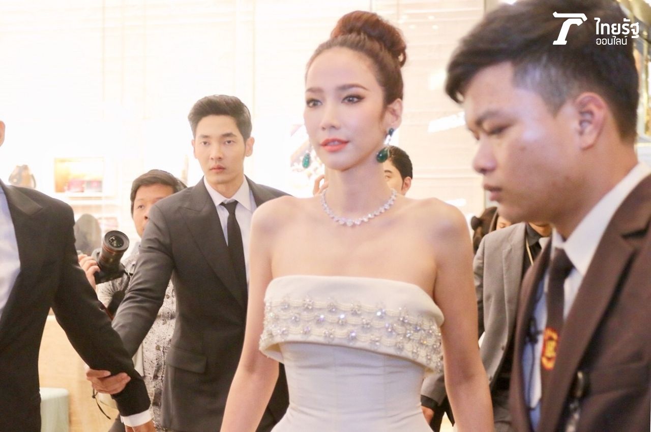 งามแบบ อั้ม พัชราภา 