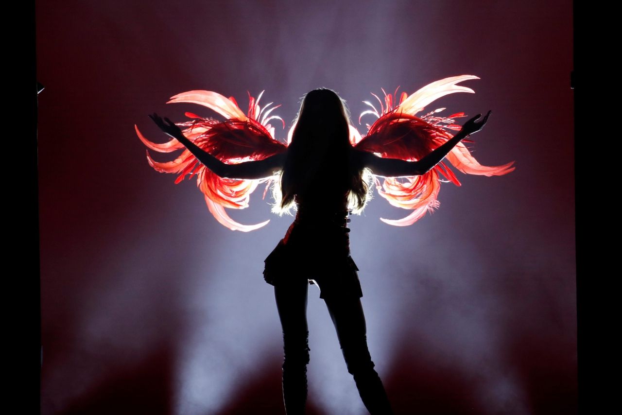 ที่มาของคำว่า สวยยันเงา 