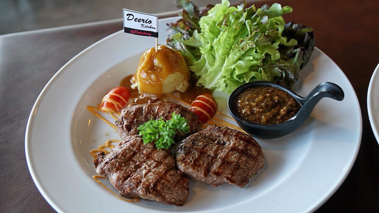 สเต๊กเนื้อกวาง.